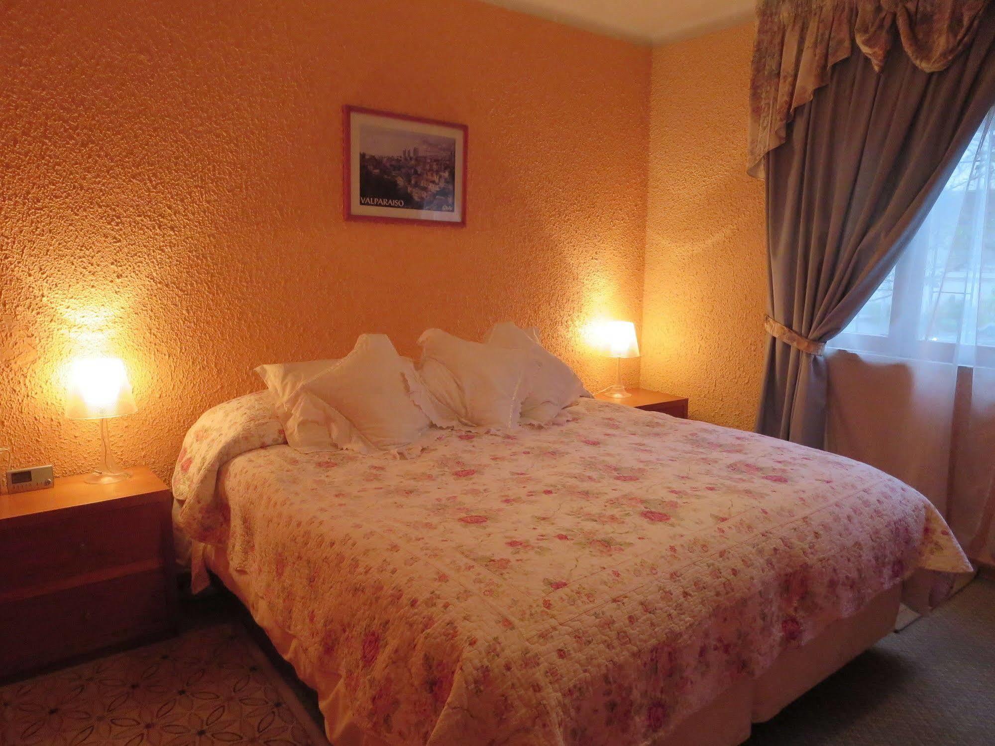Marilu 'S Bed And Breakfast Hostel Сантьяго Экстерьер фото